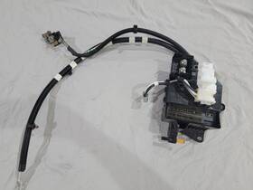 82165-50010 Lexus Fuse Box Battery Uvf4 Ls 600h 82165-5001