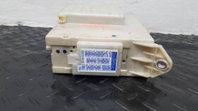 8273030291 Lexus 2006 Gs300 Left Driver Dash Fuse Relay Box Assembly Oem