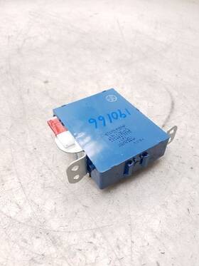 8910050a70 Lexus 04-06 Ls430 Network Gateway Control Module Ecm Assembly