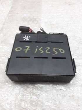 89211-530 Lexus Chassis Ecm Multiplex Network Body Control 06-10 Is250 Z-100-1p