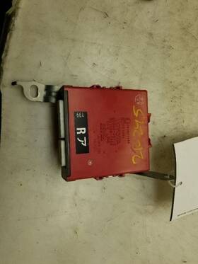 89940-53110 Lexus 10 Is250 Headlamp Swivel Control Ecm