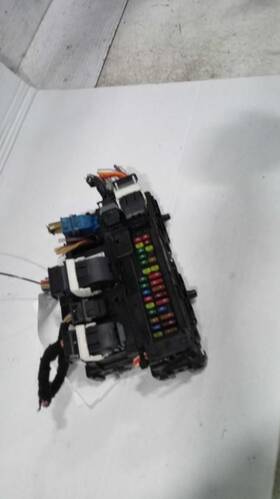 663.fd2c16 Lincoln Mkc 2016 Fuse Box Cabin 537891