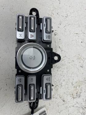 R2tt18k811bd Lincoln 2024-2025 Nautilus Awd Console Multi Function Controller Control Panel