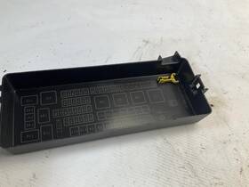 663.ma1v17 Maserati 14-17 Ghibli 3.0l Rear Fuse Relay Box Distribution Junction Cover T