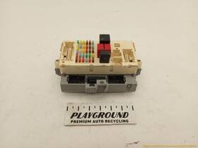 663.ma1x07 Maserati Quattroporte M139 Front Driver Left Cabin Fuse Box Fits 2006-2008 06 07