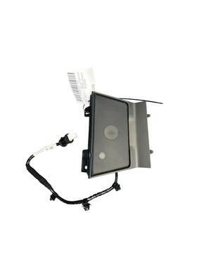 Keag66chxa Mazda Truck 2022-2024 Cx-5 Oem Center Console Wireless Charger With Trim Panel