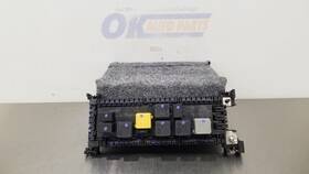 1669063901 Mercedes-benz 14 G63 Amg W463 Rear Interior Cabin Fuse Box