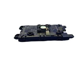 2239002830 Mercedes-benz 2021-2025 Sl63 R232 Front Center Console Wireless Charging Pad Module