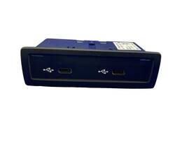 2478204002 Mercedes-benz 2021-2023 E450 Usb C Charge Charging Connection Port Unit