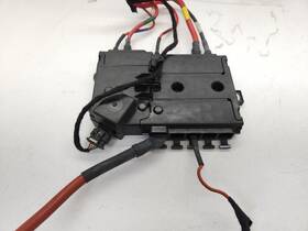 663.mb1j17 Mercedes-benz 2016 - 2022 Glc300 X253 Power Distribution Fuse Relay Box Module Oem