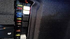 663.mb1p07 Mercedes-benz E350 2007 Fuse Box Cabin 549388