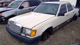 663.mb1r89 Mercedes-benz Interior 300e 1989 Fuse Box Cabin 303666