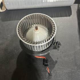 V2419001 Mercedes-benz 09-11 W204 C63 Heater Blower Motor Fan 2419001 Oem