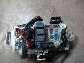 663.ms1v09 Mitsubishi 2009 09 Eclipse Interior Fuse Box Cabin 37809