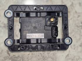 8638a557part Mitsubishi 8638a105 Genuine Control Unit Fwd Collis Number 8638a557