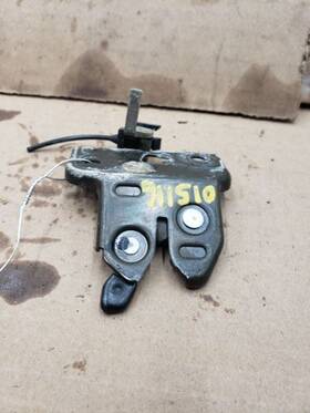 181.da1o01 Nissan Maxima 2001 Keys/latches/locks 339655
