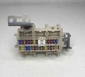 Nissan 24350-1ja0a 2011-2012 Quest Cabin Fuse Box Junction Block Oem