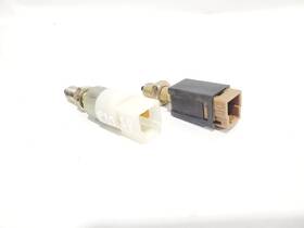 591.da1z94 Nissan 1994 300zx Manual Coupe Oem Brake Light Sensor Switch