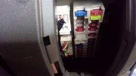 663.da1207 Nissan Pathfindr 2007 Fuse Box Cabin 570809