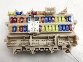24350-9na0b Nissan 663.da1217 2013-2017 Pathfinder Fuse Box Cabin Oem
