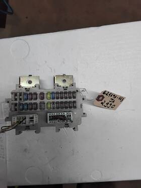 663.da1710 Nissan Titan 2010 Fuse Box Cabin 624696
