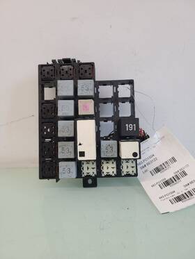 663.po1s04 Porsche Junction Fuse Relay Box Module Unit Fits 2004 Boxster 586252