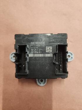 Fk72-14d617-bd Range Rover 15-19 Land Discovery Front Right Door Control Module Oem