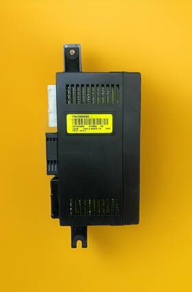 Ywc500282 Range Rover 02-09 Land L322 Lighting Light Control Module Lcm