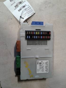 663.rv1d12 Rover Lr2 2012 Fuse Box Cabin 766750