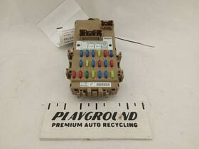 663.sa1k05 Saab 9-2x 2005-2006 Subaru Impreza Wrx 2004-2007 Interior Cabin Fuse Panel Box