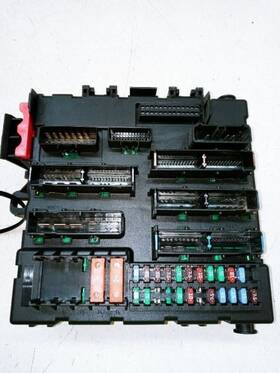 663.sa1r09 Saab 2009 9-3 Cabin Interior Fuse Box Relay Junction Block Oem Used 12769678