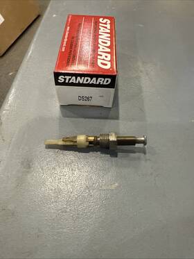 Ds-267 Standard Ignition Door Jamb Switch For G20 G30 G1500 G2500 G3500 Comanche G10 More