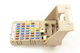 82201ag02b Subaru 663.su1n06 2006-2009 Outback 2.5l Non Turbo Cabin Fuse Box