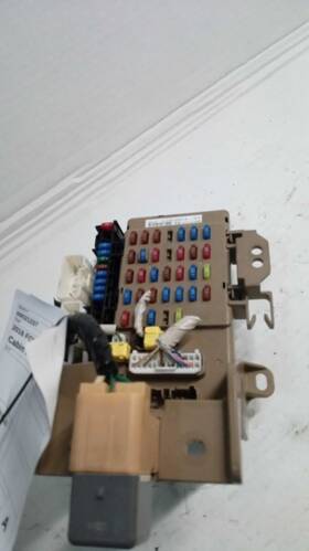 663.su1s16 Subaru Forester 2016 Fuse Box Cabin 537372