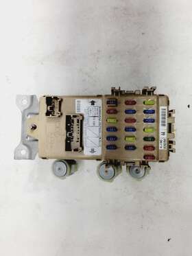 82201fe001 Subaru 02 2003 2004 2005 20006 Impreza Cabin Junction Fuse Relay Box