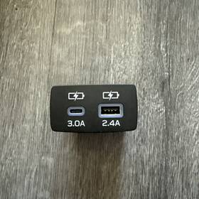 86257an430 Subaru Charging Port Door Rear Or Consile Aux Usb/97