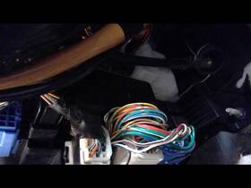 663.sz1402 Suzuki Xl-7 2002 Fuse Box Cabin 537914