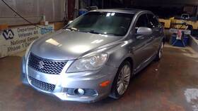 663.sz1c11 Suzuki 2011 11 Kizashi Interior Fuse Box Cabin 2.4l Fwd At 103018