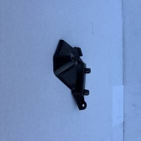 1047093-00-h Tesla Front Right Side Fender Bracket Mount For 2015-2021 Model X