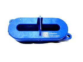 1084663-00-b Tesla 2017-2019 Model 3 Choke Charge Battery Fuse Converter Connector Oem 17-19