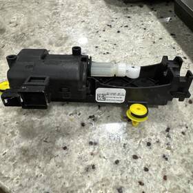 1115333-00-c Tesla 2015-2025 Model X Front Right Door Lock Latch Actuator
