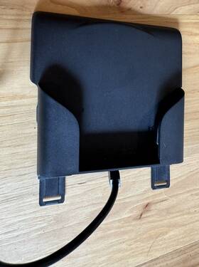 1546873-00-b Tesla Model S X 16-21 Center Console Inductive Charger Module