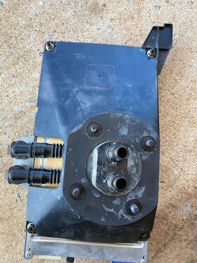 1566786-00-e Tesla 1566786-00-b Model 3 Computer Mcu Hw.3.2 2017-2023 Damaged