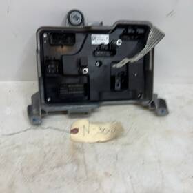 1583991-01-c Tesla 20-21 Model 3 Vehicle Front Body Controller Vcfront 1583991-00 3042 U1