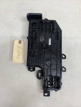 1585694-00-c Tesla 1585694-02-b 2021-2022 S Plaid Long Range Driver Controller Left 2452 B12