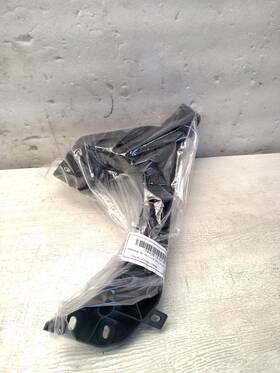 1643514-00-b Tesla New 2021-2024 Model S Front Right Headlight Bracket Inner Oem
