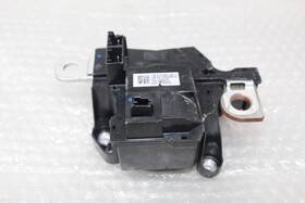 P1777443-99-e Tesla 1777443-99-e Genuine High Voltage Converter Battery Fuse Switch Oem