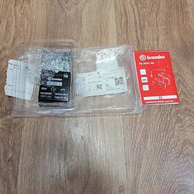 1003460-00-e Tesla Oem 2012-2021 New Model S X Rear Parking Brake Shoe 1003460-00 Brembo