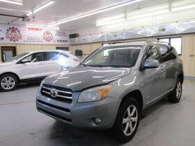 663.to1107 Toyota Rav 4 2007 Fuse Box Cabin 1640640