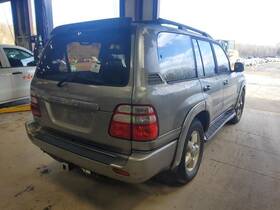 663.to1303 Toyota Landcruis 2003 Fuse Box Cabin 424288
